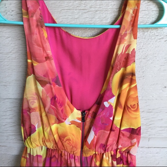 ‼️ SOLD ‼️ Alice + Olivia Floral Sundress - Picture 3 of 7